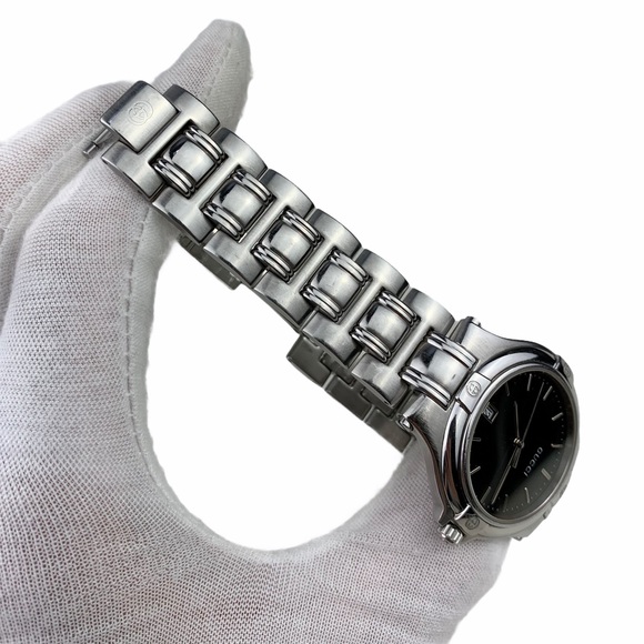 GUCCI 9040M Watch - Picture 3 of 8